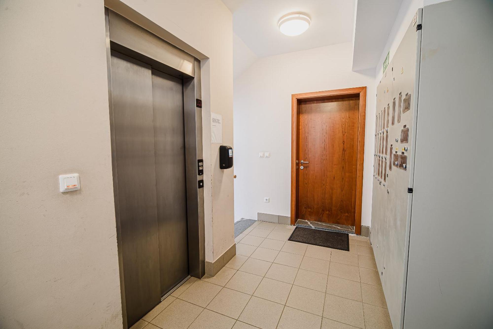 Apartments Slavec With Free Onsite Parking Кранська Гора Екстер'єр фото