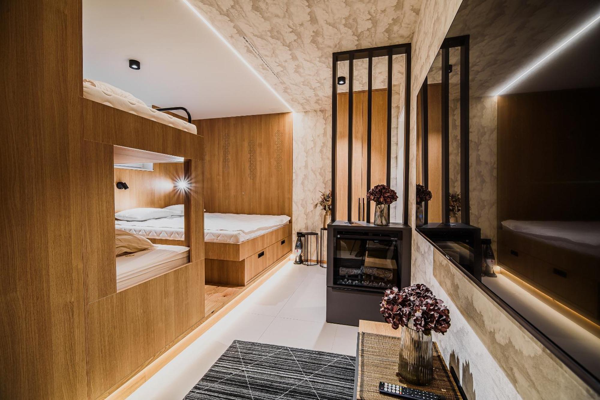 Apartments Slavec With Free Onsite Parking Кранська Гора Екстер'єр фото