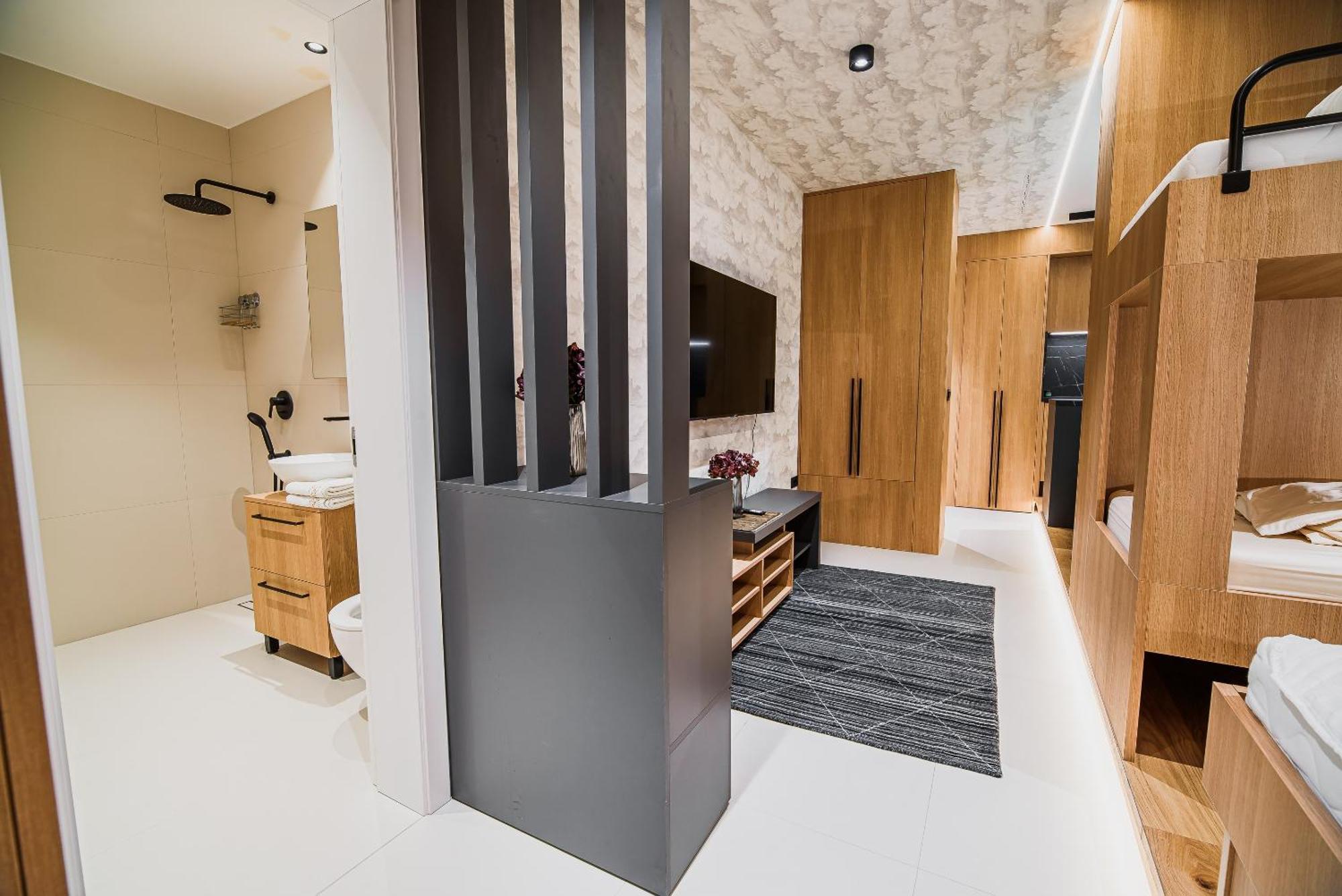 Apartments Slavec With Free Onsite Parking Кранська Гора Екстер'єр фото