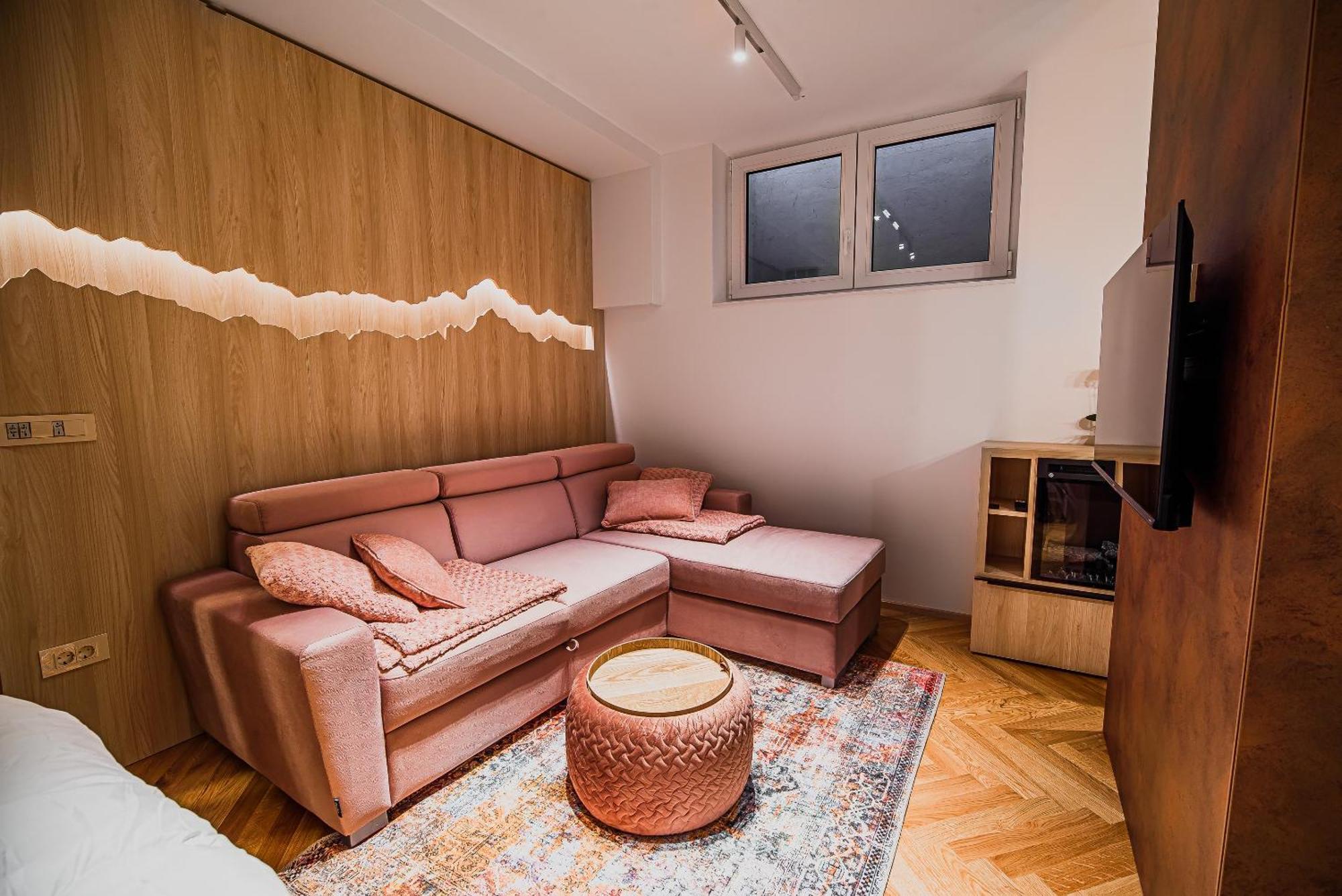 Apartments Slavec With Free Onsite Parking Кранська Гора Номер фото