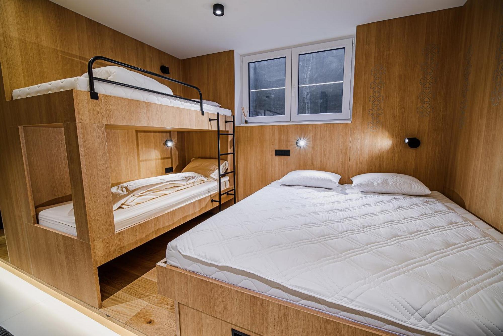 Apartments Slavec With Free Onsite Parking Кранська Гора Екстер'єр фото